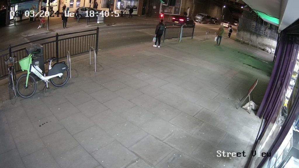 LLM analyses images from CCTV. Test 1  